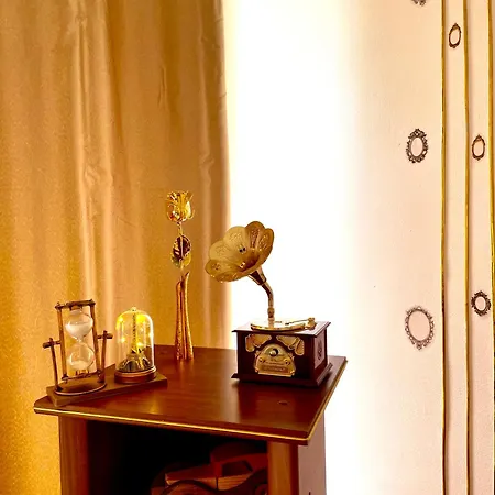 Golden Eiffel Tour ! Apartment